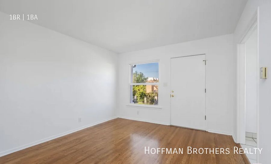 1st image of 1828 S Rimpau Blvd