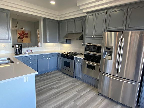 3rd image of 2093 Woodland Heights Gln