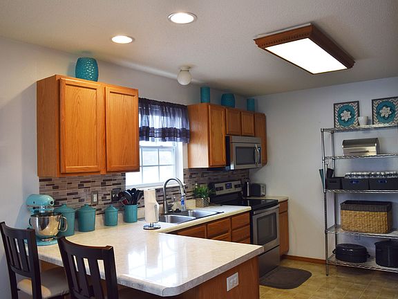 4th image of 2032 Tampico Dr