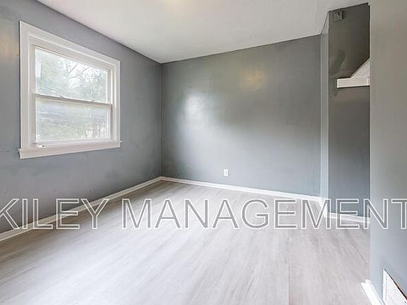 4th image of 33382 Belding Ct
