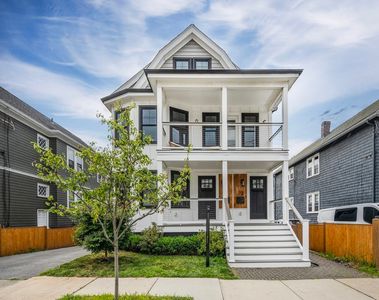 72 Governor Winthrop Rd #2, Somerville, MA, 02145