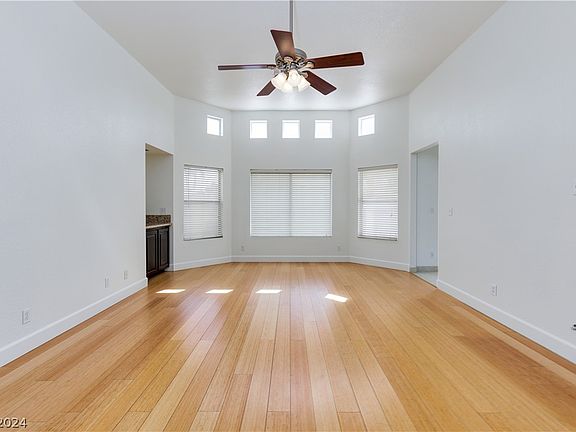 4th image of 7841 Ben Hogan Dr