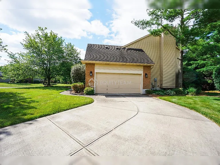 6275 Hummingbird Dr — Photo 37