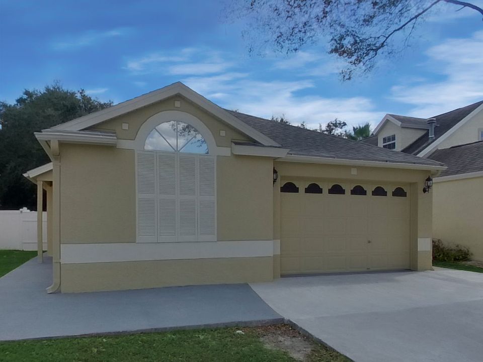 1st image of 2475 Sagemont Dr