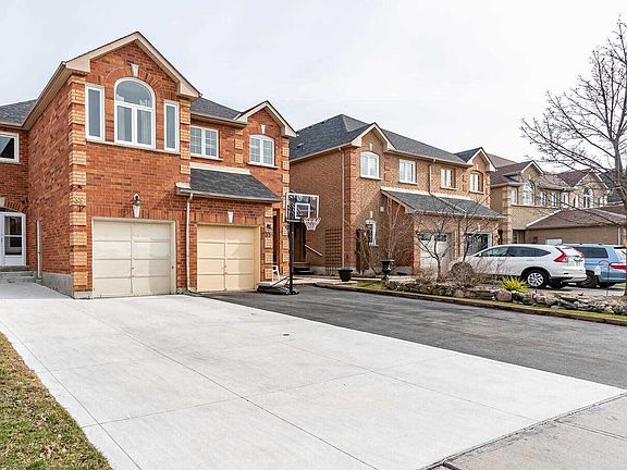 2nd image of 35 Herkes Dr