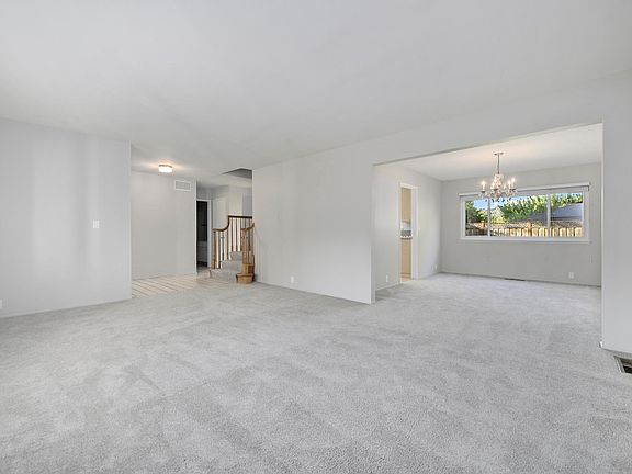 Living Room/Dining Room