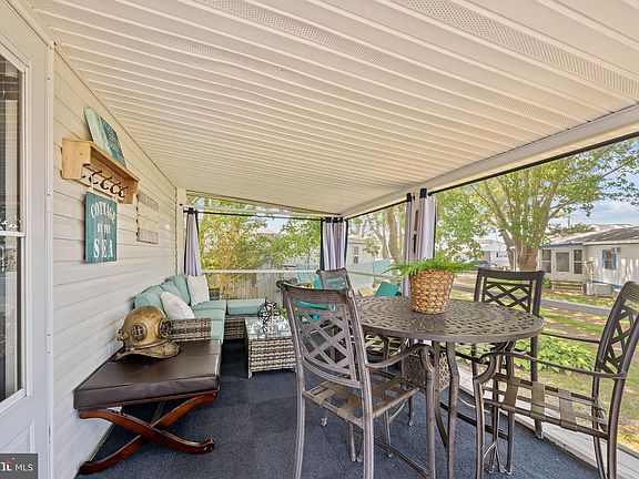 4th image of 39048 Spicer Ln #820