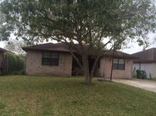308 E 8th St, Los Fresnos, TX 78566
