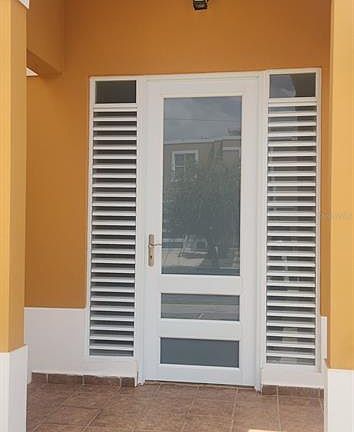 3rd image of Urb Palacios Del Rio Ii Calle Tallaboa