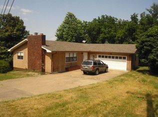 1205 Hawthorne Dr, Neosho, MO 64850