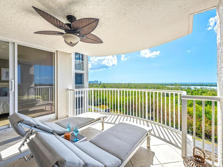 6849 Grenadier Blvd #503 — Photo 32