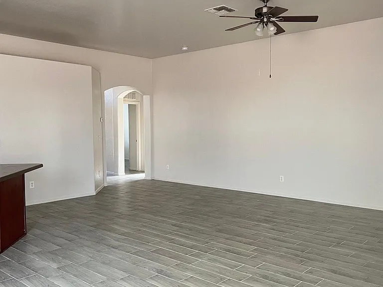 9843 E Emelita Ave — Photo 6