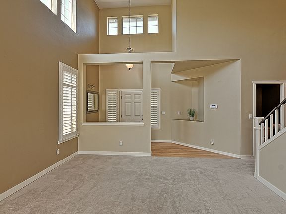 4th image of 7132 132nd St SE