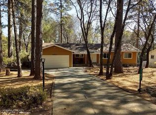 11631 Alta Sierra Dr, Grass Valley, CA 95949