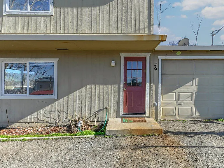 49 Gatewood Ave — Photo 29