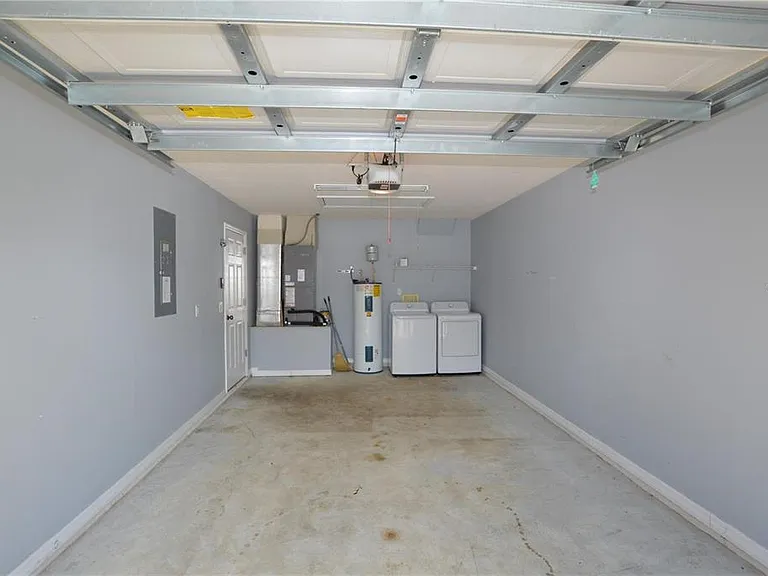 42 Farmsworth Dr #A — Photo 15