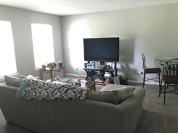 5th image of 7410 Deane Hill Dr #7410