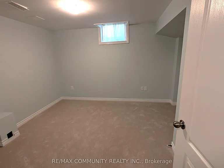 324 Father Tobin Rd #BASEMENT — Photo 9