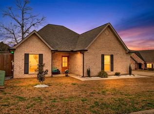 100 Iberville Pl, Carriere, MS 39426