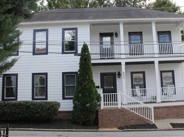 483 Old Wheat St NE