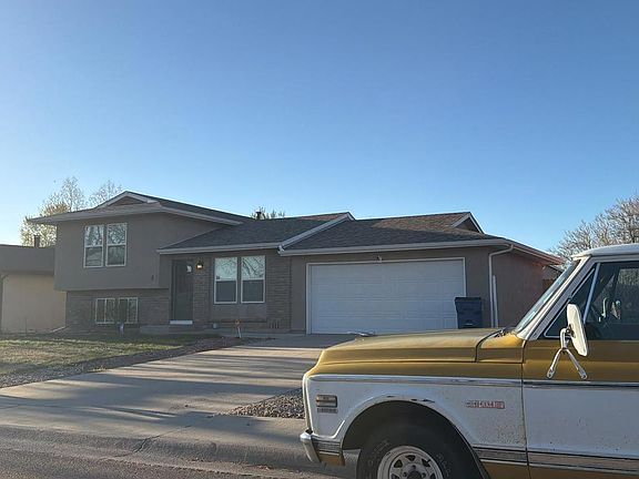 4th image of 8 Sovereign Cir