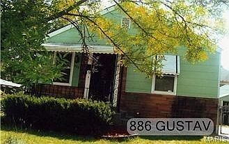 1st image of 886 Gustav Ave