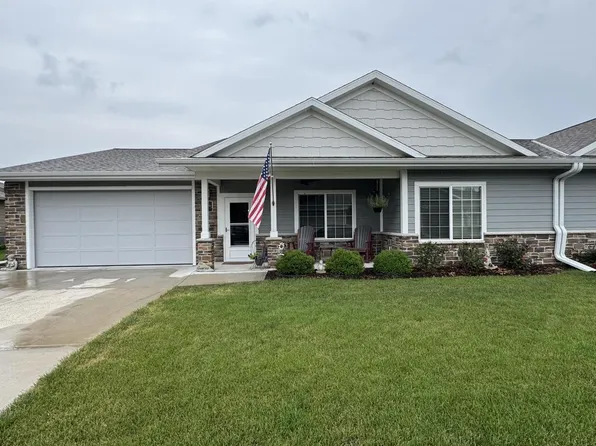 N13W6576 Cedarburg TRAIL, Cedarburg, WI 53012
