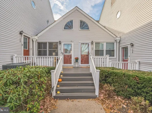 108 Victoria Dr, Montgomeryville, PA 18936