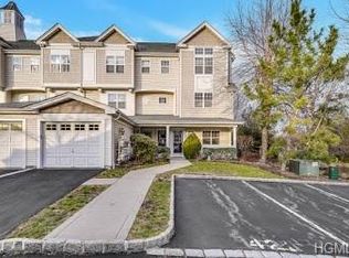 417 Highridge Ct, Peekskill, NY 10566