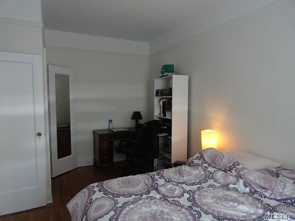 5th image of 37 Clinton Ave APT 3D