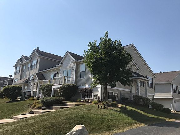 2nd image of 1601 Fieldstone Dr N