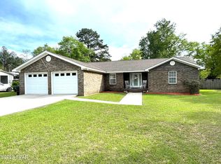 1395 Forrest Ave, Chipley, FL 32428