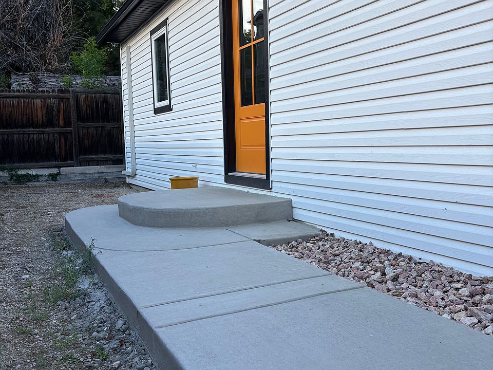 1st image of 611 S Miller Ave #B