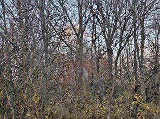 735 Dusty Rd, Eldorado, IL 62930