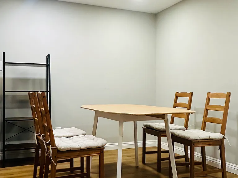 451 S Oakland Ave #5 — Photo 4