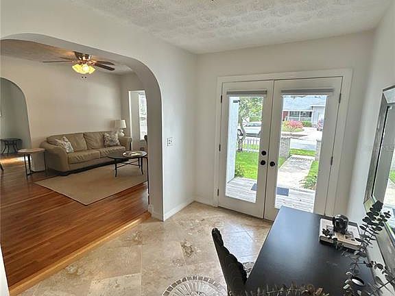 4th image of 3014 W Mason St Unit A