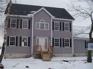 95 Wingate Ave, Methuen, MA 01844