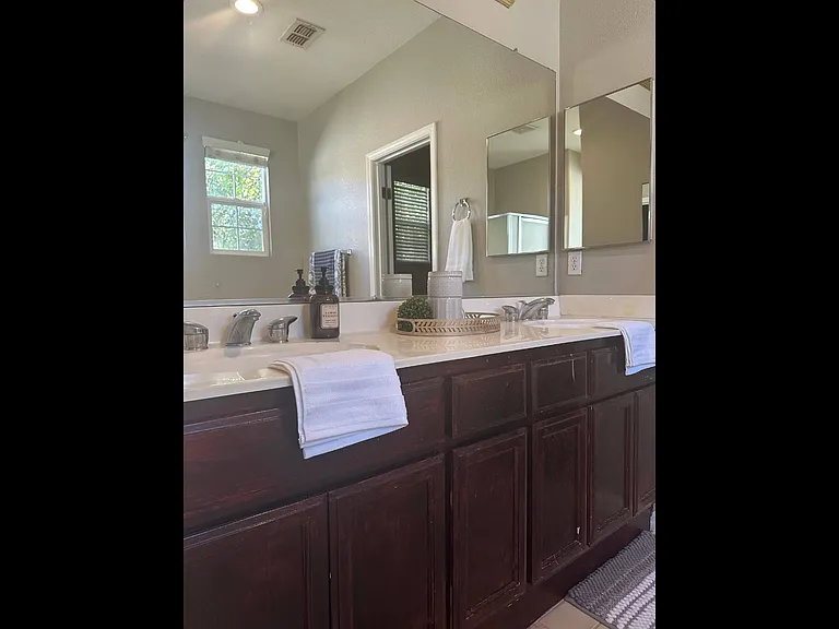 1360 Andleman Ct — Photo 30