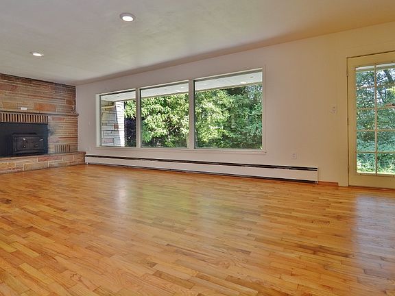 5th image of 4177 Chico Way NW