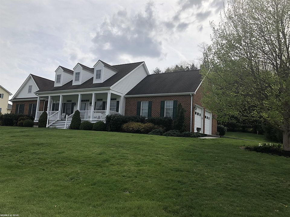 1st image of 1811 Greenbrier Cir