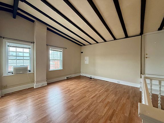 2nd image of 1725 Gilpin Ave #3