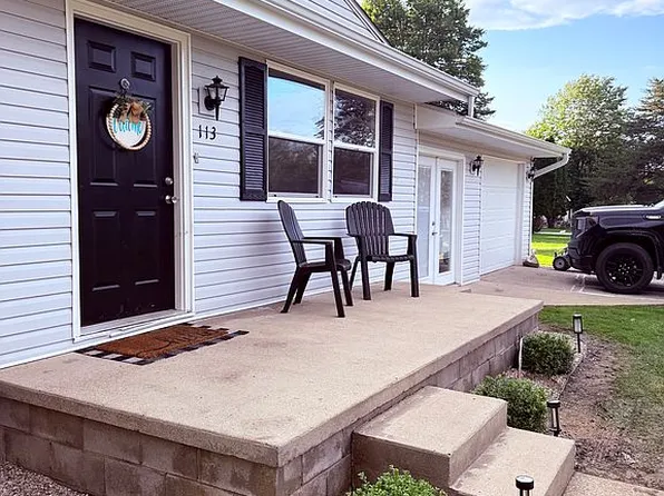 113 Candlelight Dr, Wellston, OH 45692