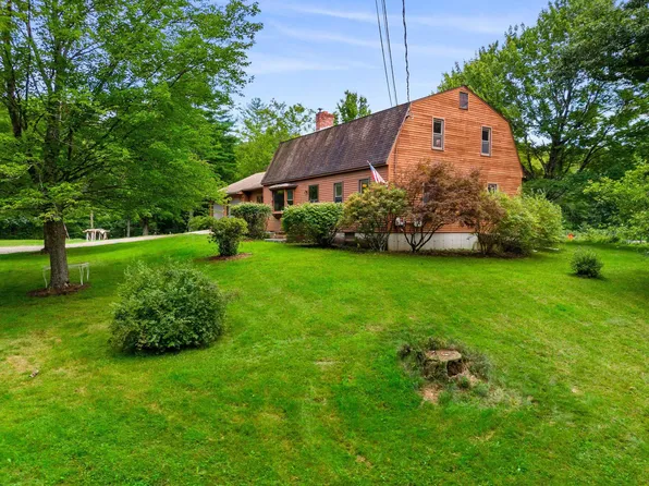 141 New Road, Canterbury, NH 03224