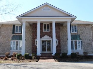 8604 S Shrout Rd, Grain Valley, MO 64029