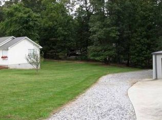 385 Lothridge Rd, Cleveland, GA 30528