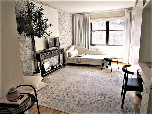 Rented by Carol T. Marino, LREB | media 1
