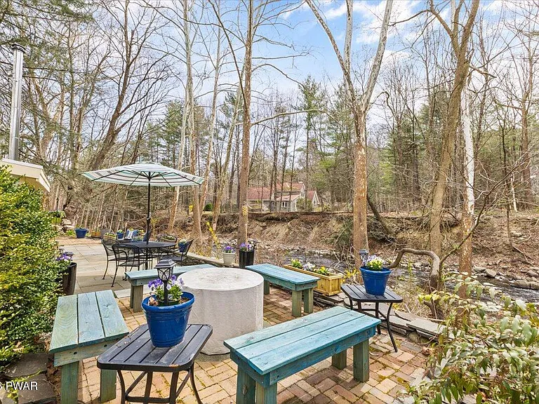 144 Sawkill Ave — Photo 31