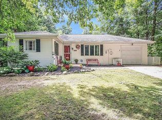 20730 Louise Ln, South Bend, IN 46614