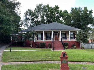 7340 Deerwood Cir, Mobile, AL 36695