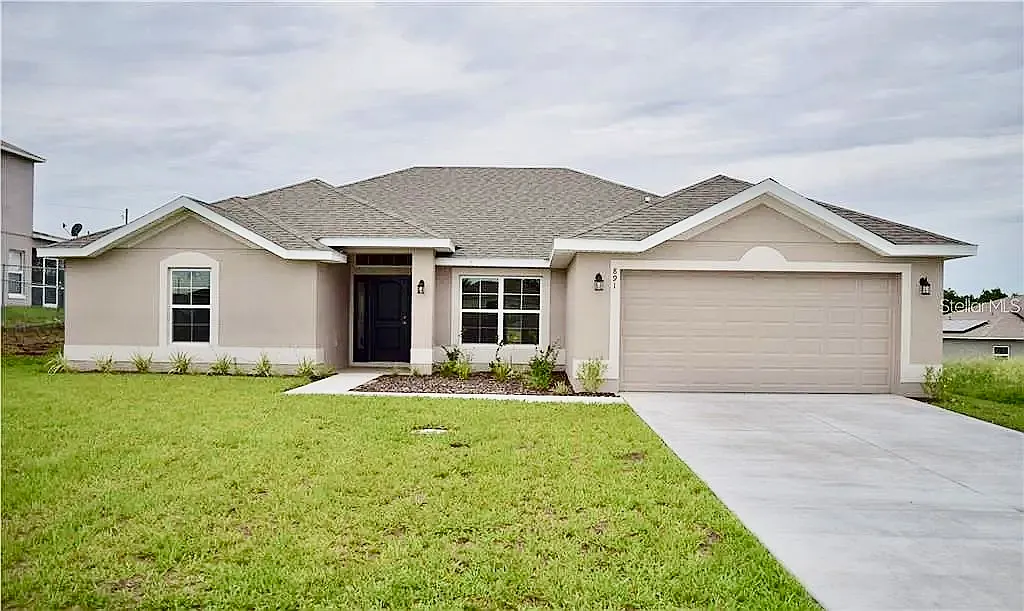 4 bed, 2117 sqft, $2,000 — Photo 1